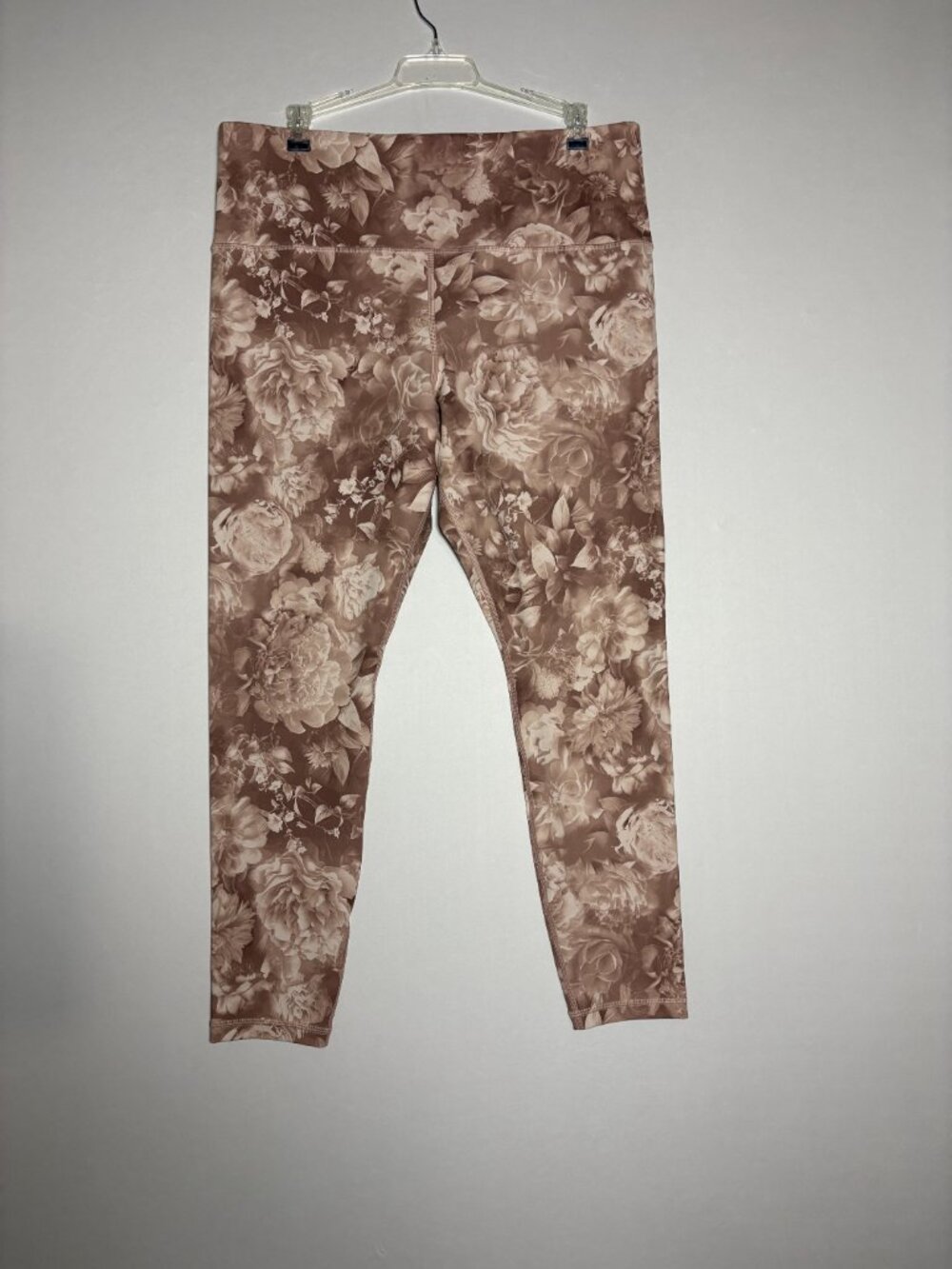 Athleta Elation Printed Tight Antoinette Velvety Pink Floral Size XL